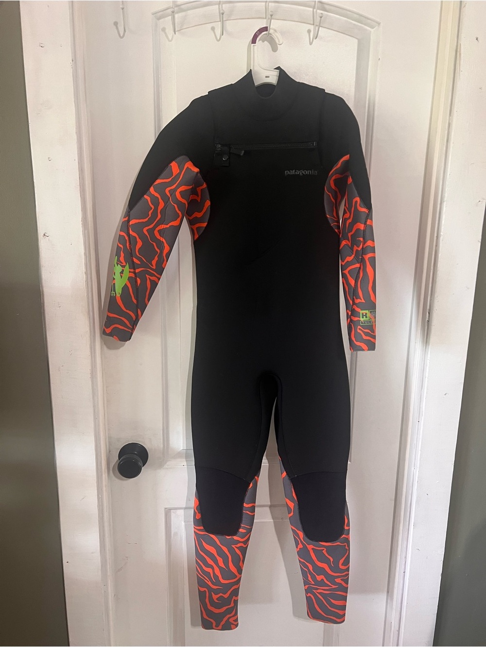 Patagonia Kids Wet Suit Size 12